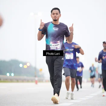 Runner Photo 7304816
