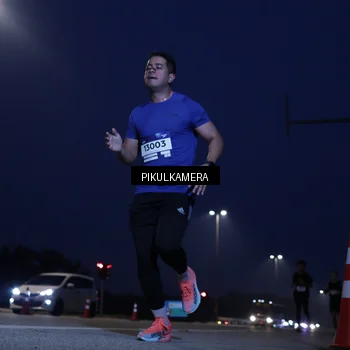 Runner Photo 7304868