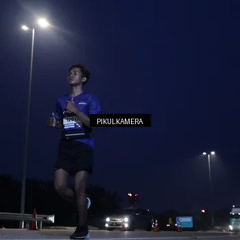 Runner Photo 7304879
