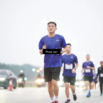 Runner Photo 7304919