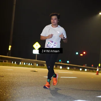 Runner Photo 7304935