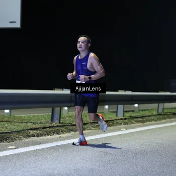 Runner Photo 7304951