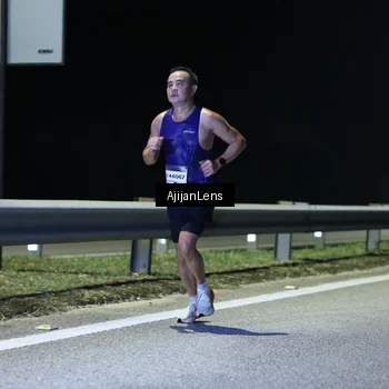 Runner Photo 7304960