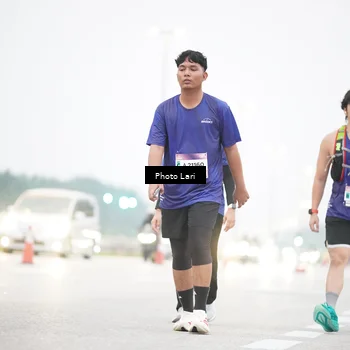 Runner Photo 7304997
