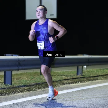Runner Photo 7305015