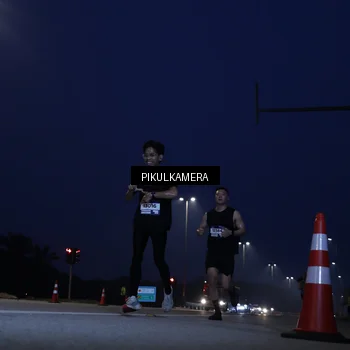 Runner Photo 7305022
