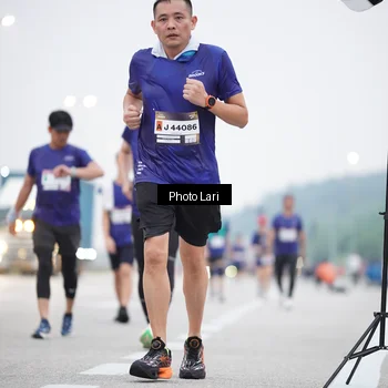 Runner Photo 7305032