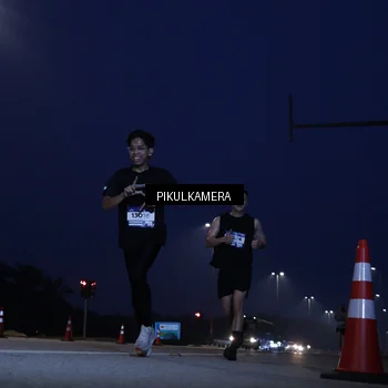 Runner Photo 7305035