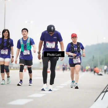 Runner Photo 7305040