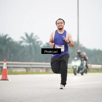 Runner Photo 7305063