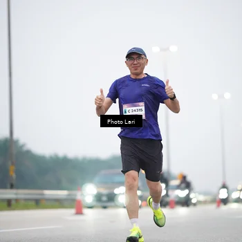 Runner Photo 7305081