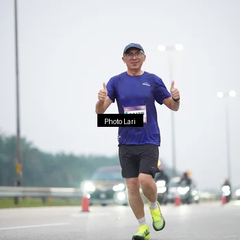 Runner Photo 7305083