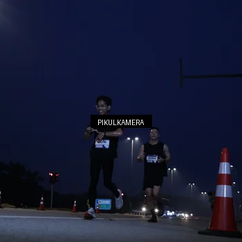 Runner Photo 7305088