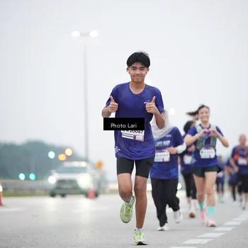 Runner Photo 7305089