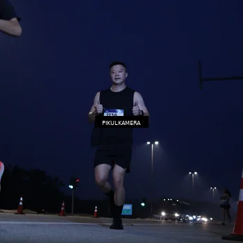 Runner Photo 7305109