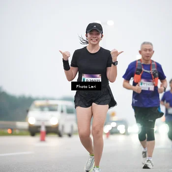 Runner Photo 7305113