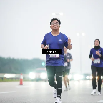 Runner Photo 7305118