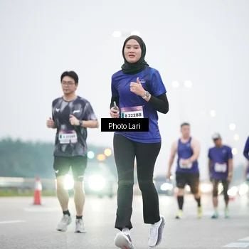 Runner Photo 7305123
