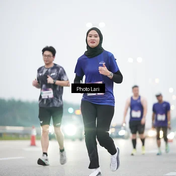 Runner Photo 7305124