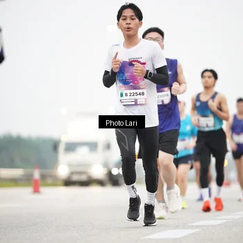 Runner Photo 7305263