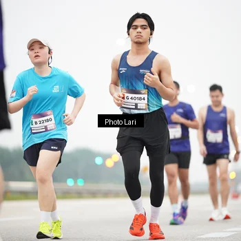 Runner Photo 7305273