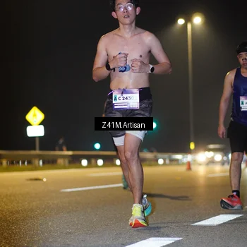Runner Photo 7305363