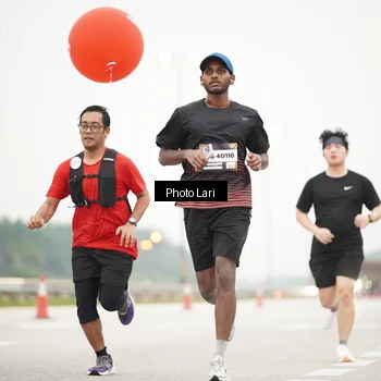 Runner Photo 7305390