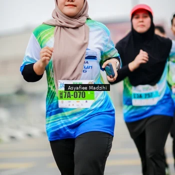 Runner Photo 7305393