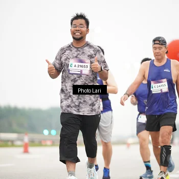 Runner Photo 7305427