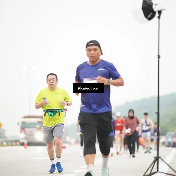 Runner Photo 7305433