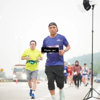 Runner Photo 7305444