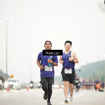 Runner Photo 7305503
