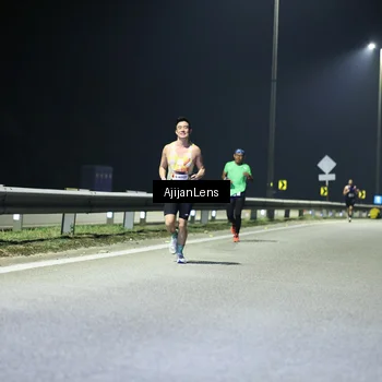 Runner Photo 7305508