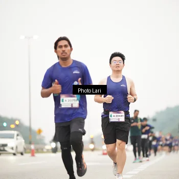 Runner Photo 7305512