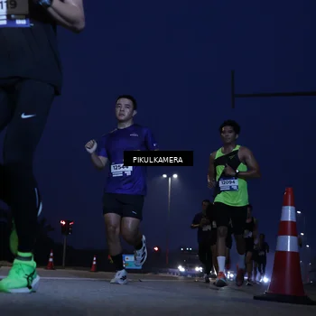 Runner Photo 7305611