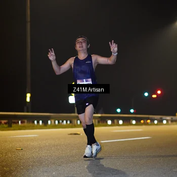 Runner Photo 7305641
