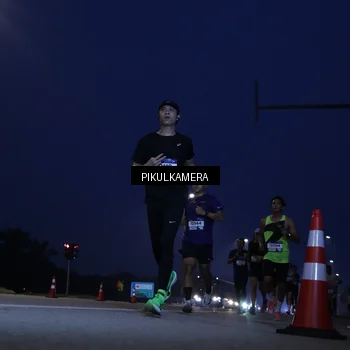 Runner Photo 7305643