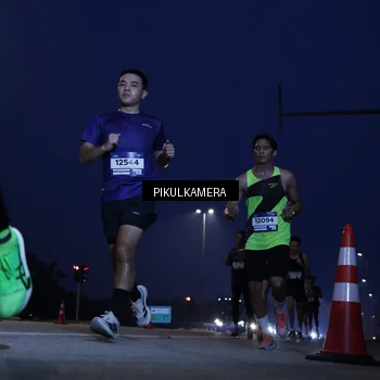 Runner Photo 7305653