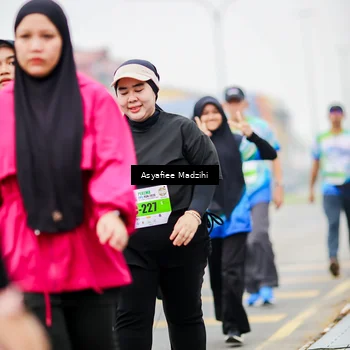 Runner Photo 7305684