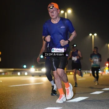 Runner Photo 7305688