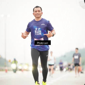 Runner Photo 7305691