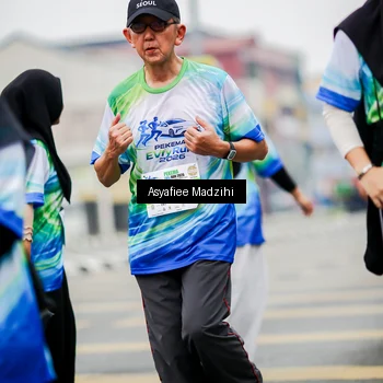Runner Photo 7305692