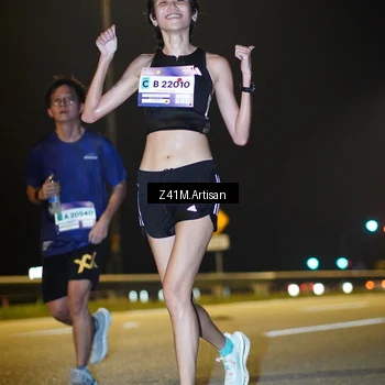 Runner Photo 7305695