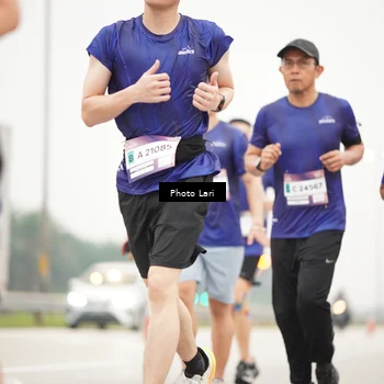 Runner Photo 7305702