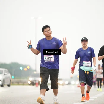 Runner Photo 7305716