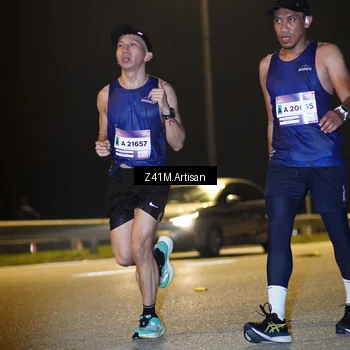 Runner Photo 7305781
