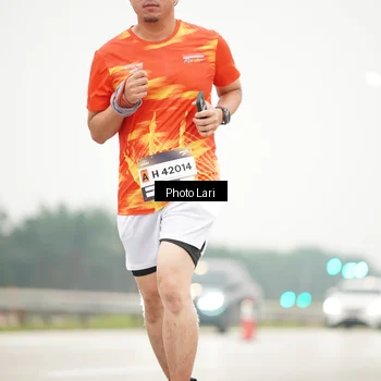 Runner Photo 7305791