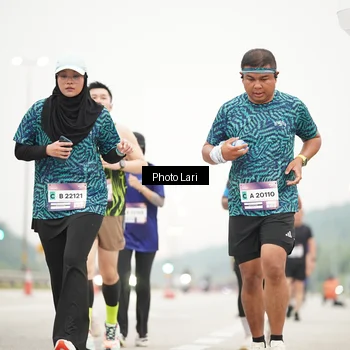 Runner Photo 7305795