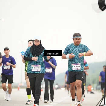 Runner Photo 7305803