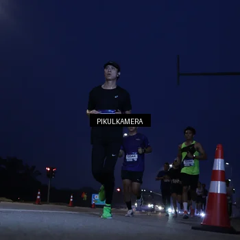 Runner Photo 7305806